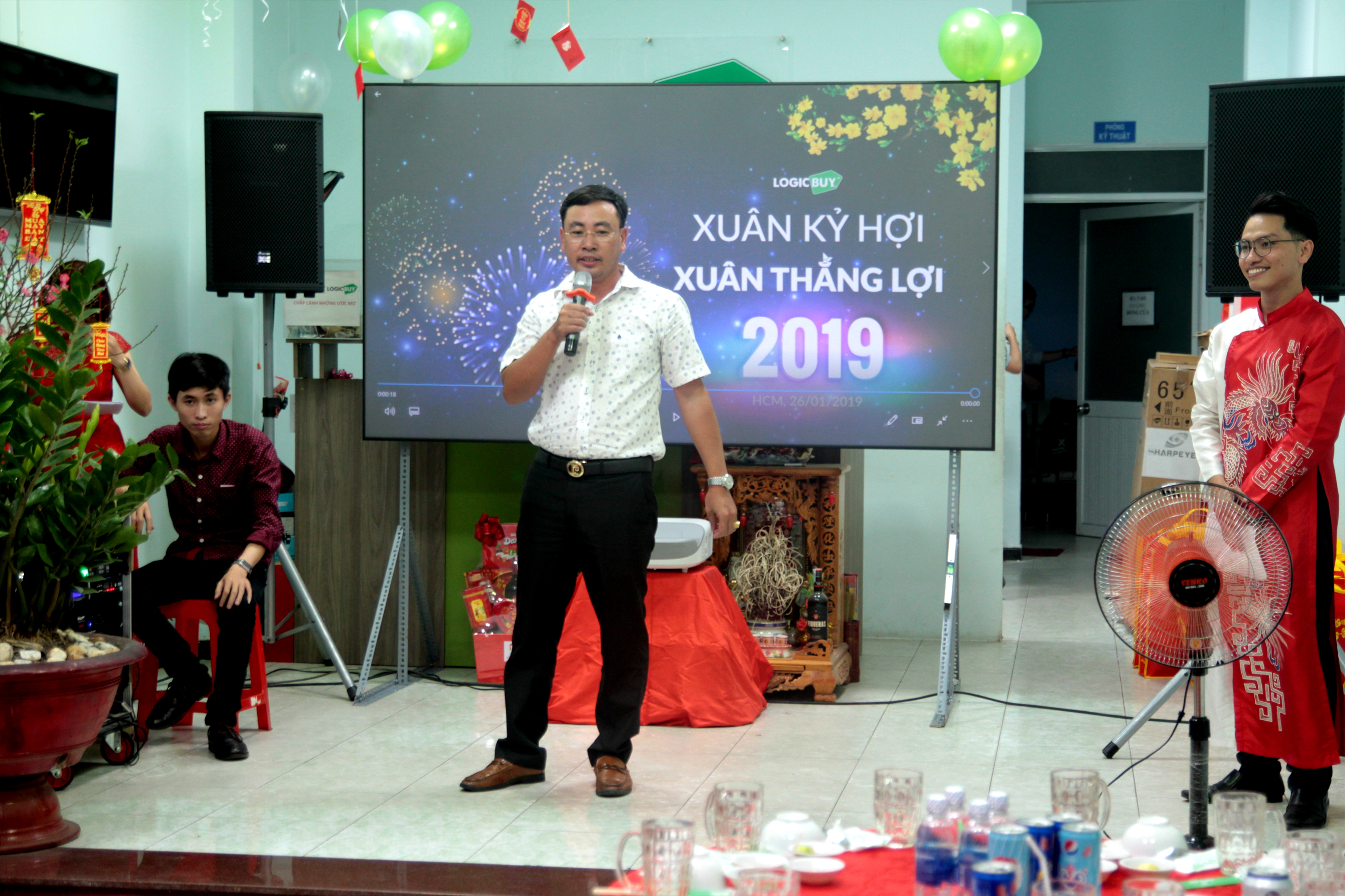 Công ty LogicBUY tổng kết năm 2018