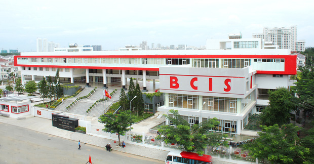 10 trường THPT có học phí siêu khủng ở Việt Nam, có nơi lên đến 2 tỷ đồng