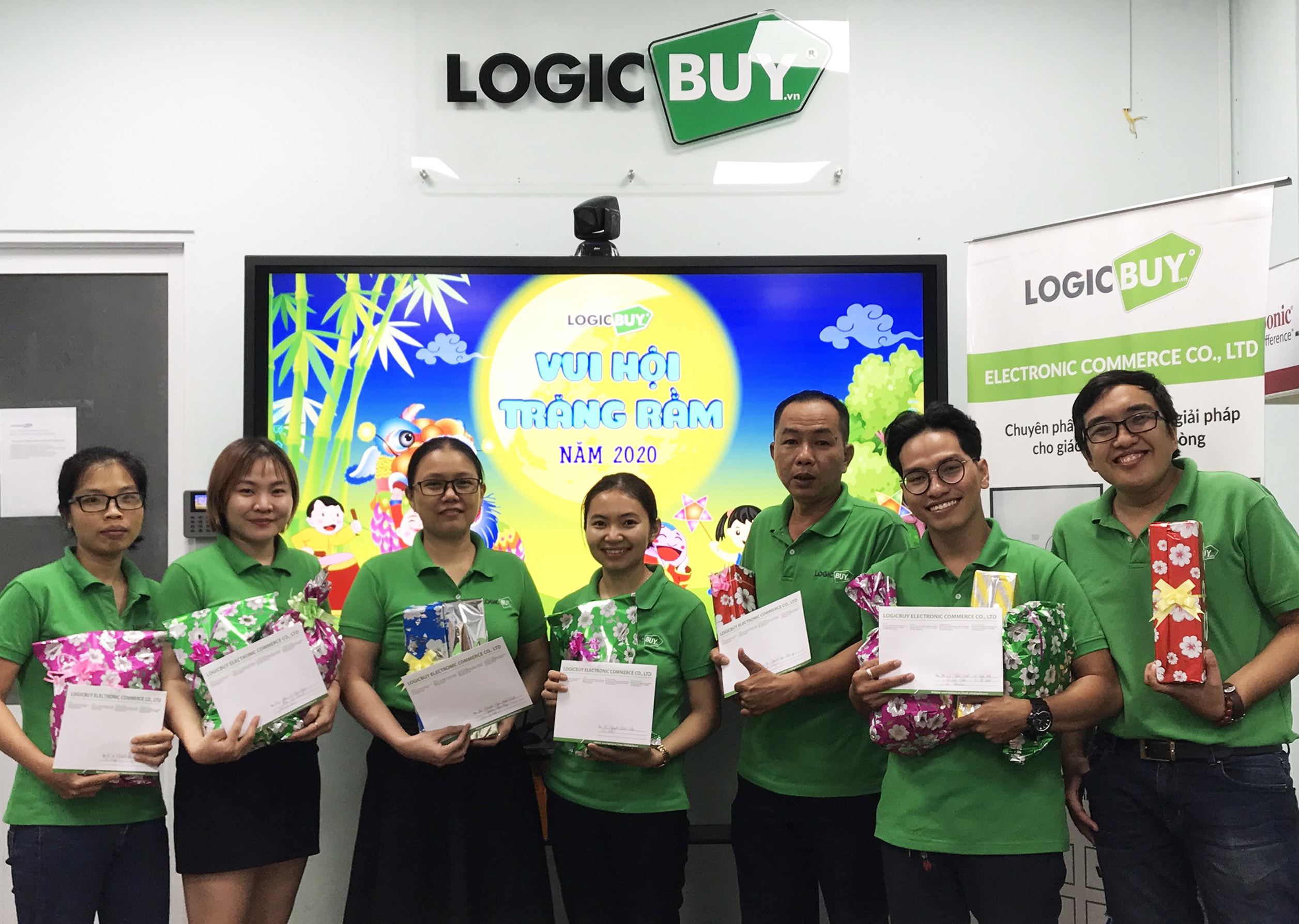Trung thu hoàn hảo với món quà ý nghĩa từ LogicBUY
