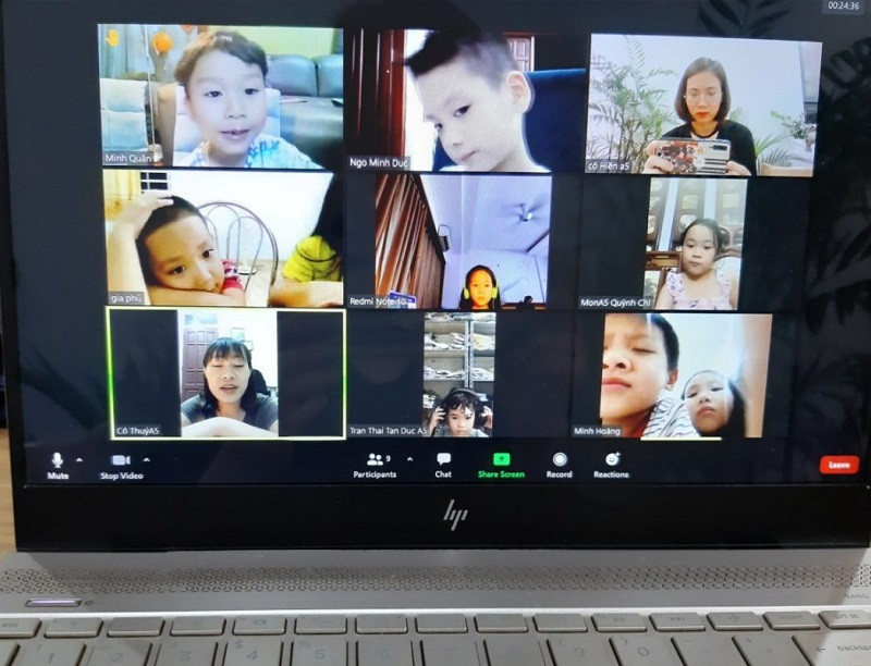 Công nghệ đồng hành cùng nhà giáo: Không dừng việc học