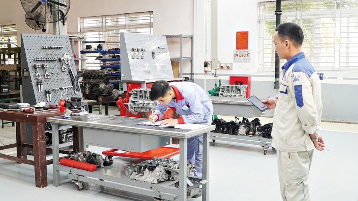 TS Trương Anh Dũng: “Phải coi doanh nghiệp là nhà trường thứ hai”