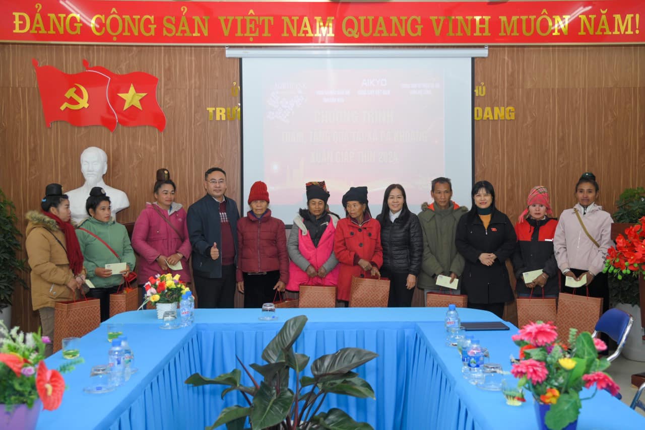 AIKYO VIệt Nam thăm, tặng quà tại tỉnh Điện Biên