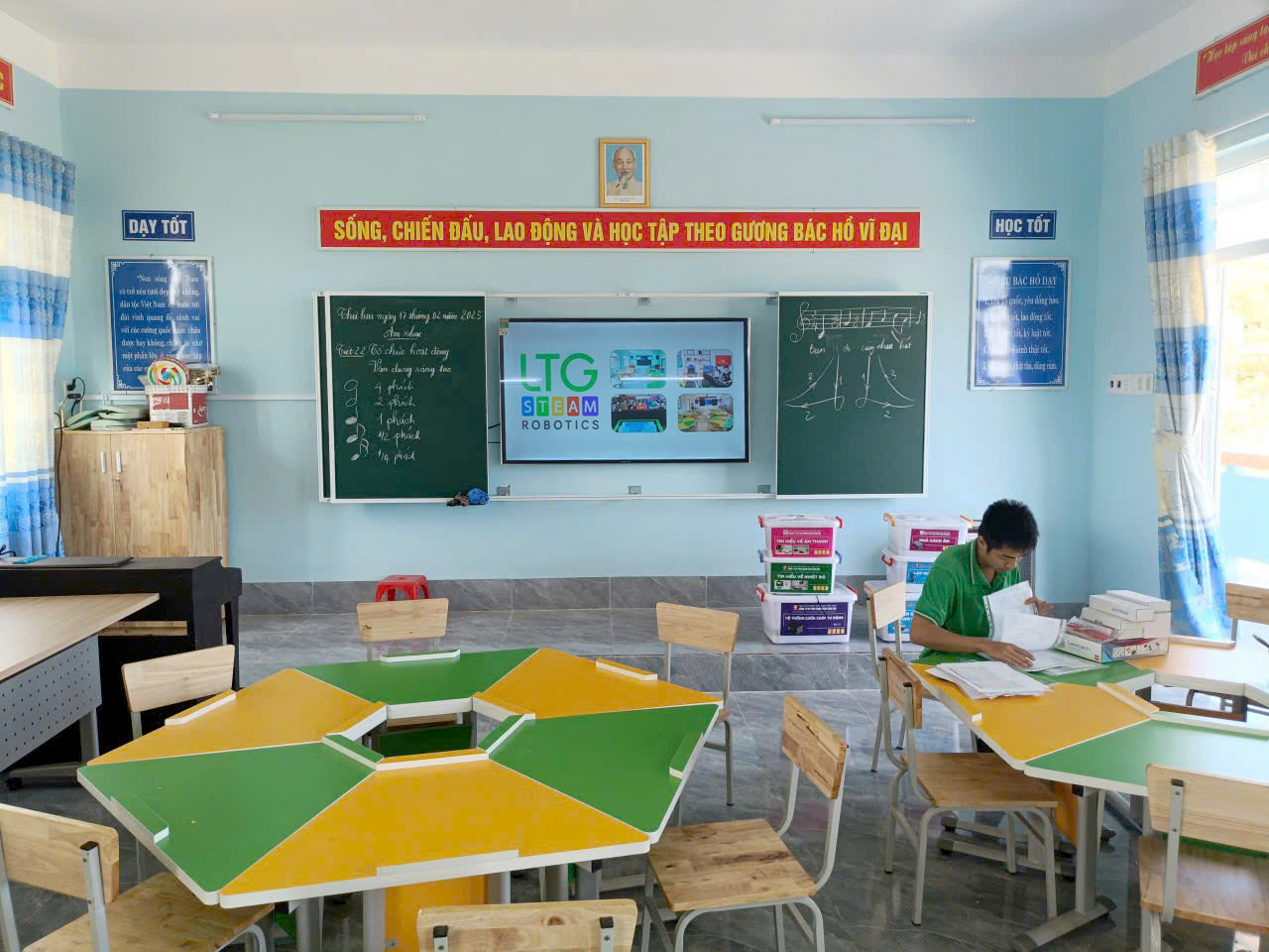 LTG – Tiên phong triển khai phòng học STEAM & Robotics trong giáo dục phổ thông mới